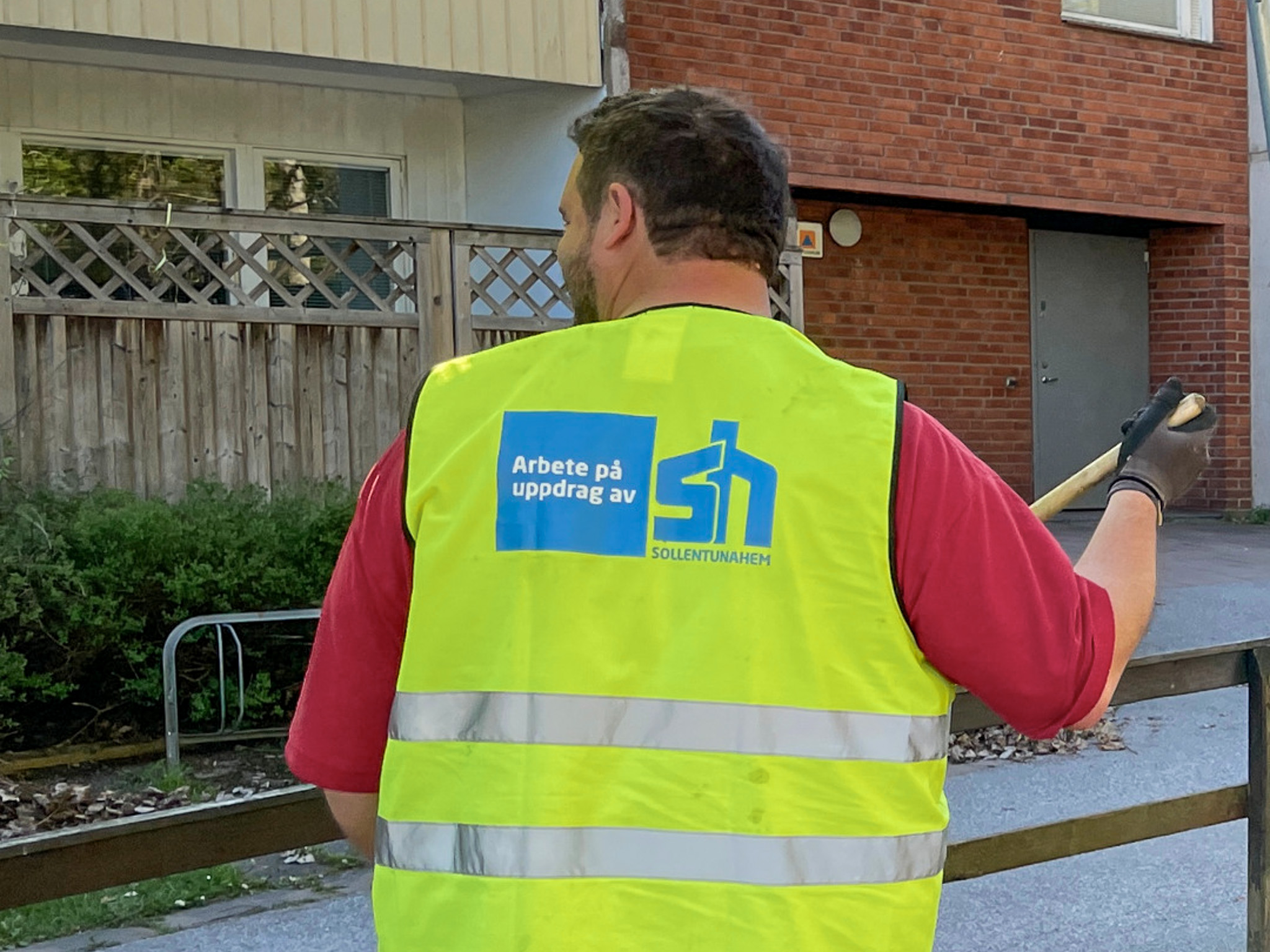 JRF_Utemiljö Rotebrovägen 2025-05-4.jpg