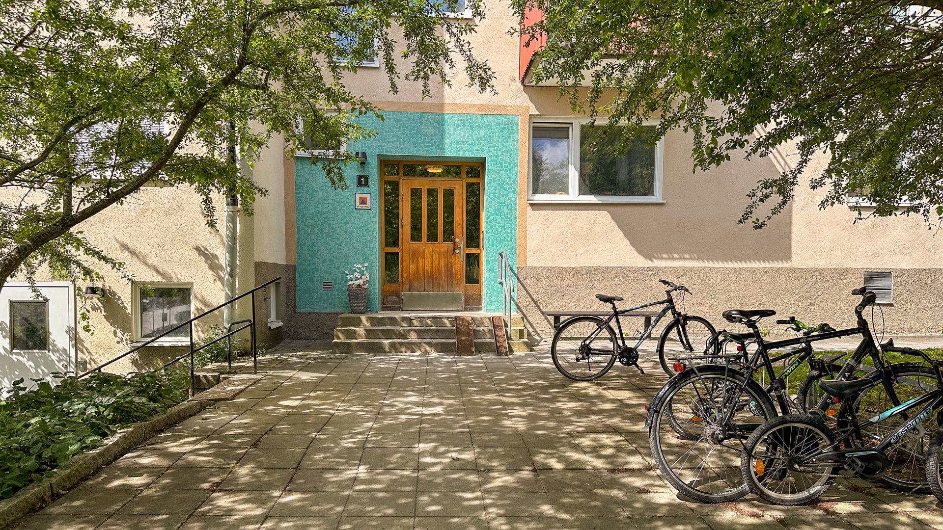 Jaktstigen1_Entre1 (2).jpg